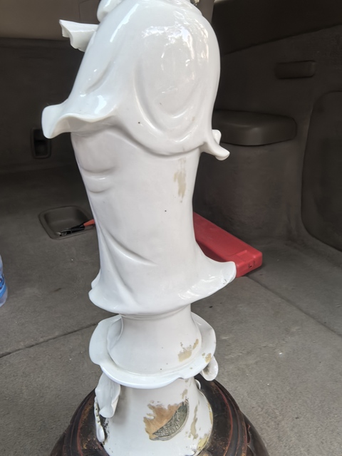 古玩陶瓷德化白瓷觀音菩薩造像真品鑒賞圖