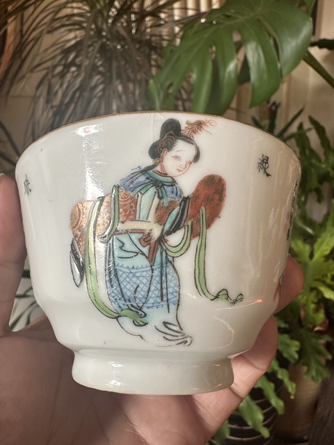 古玩陶瓷粉彩無雙普把杯真品鑒賞圖