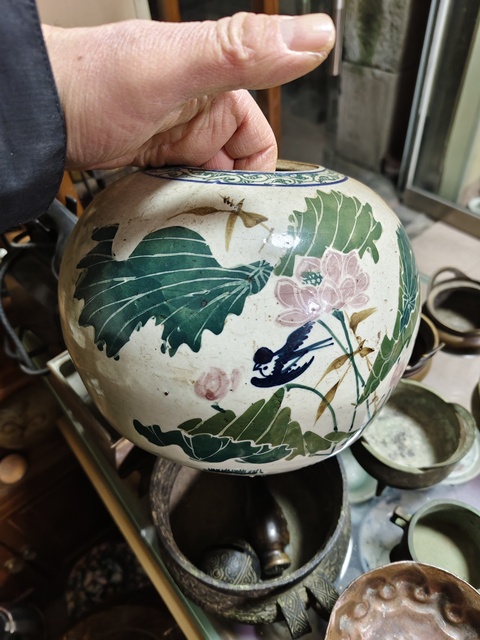 古玩陶瓷青花五彩西瓜罐真品鑒賞圖