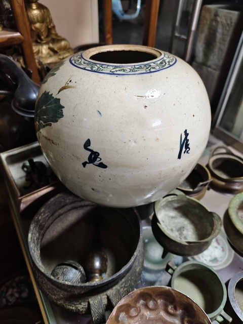 古玩陶瓷青花五彩西瓜罐真品鑒賞圖