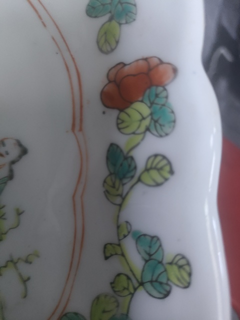 古玩陶瓷1989年 粉彩人物盤(pán)真品鑒賞圖