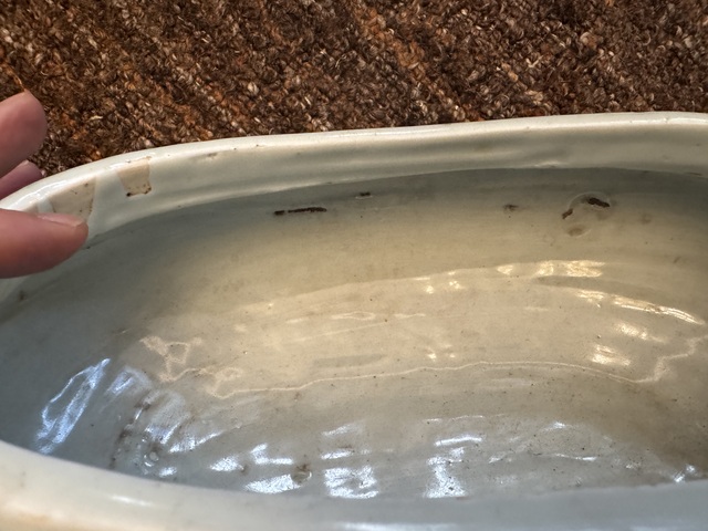 古玩陶瓷青花纏枝蓮紋蓋盒真品鑒賞圖