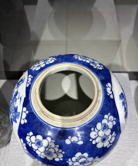 古玩陶瓷晚清青花開光罐真品鑒賞圖