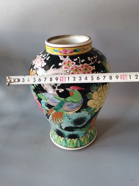 古玩陶瓷民國粉彩將軍罐真品鑒賞圖