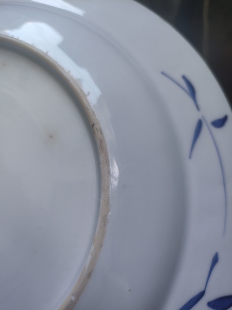 古玩陶瓷博古圖青花盤真品鑒賞圖