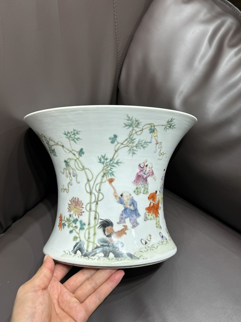 古玩陶瓷粉彩筆筒真品鑒賞圖