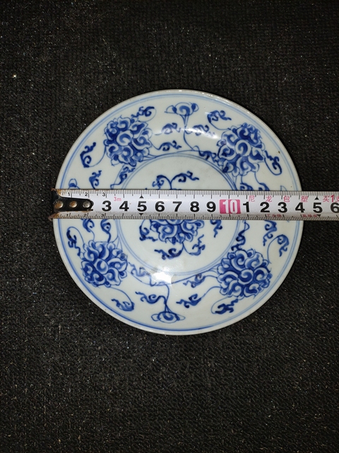 古玩陶瓷青花盤真品鑒賞圖