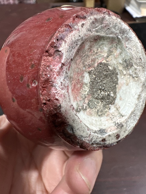 古玩陶瓷紅釉瓶真品鑒賞圖