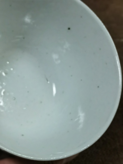 古玩陶瓷梅紋蓋杯真品鑒賞圖