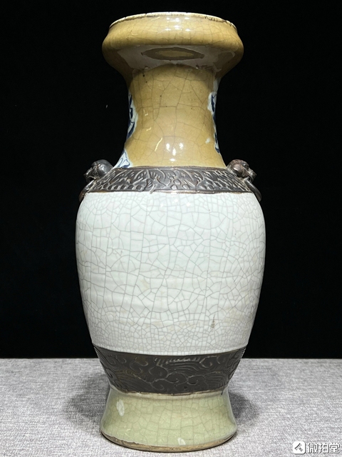 古玩陶瓷哥釉青花山水花鳥紋盤口瓶真品鑒賞圖