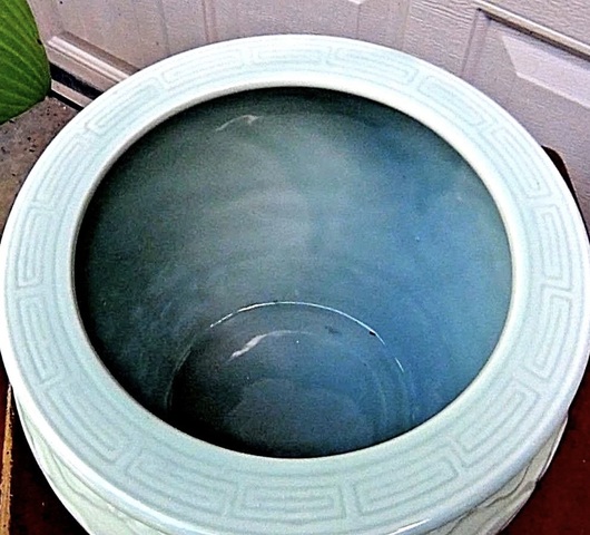 古玩陶瓷青釉浮雕花卉大缸真品鑒賞圖