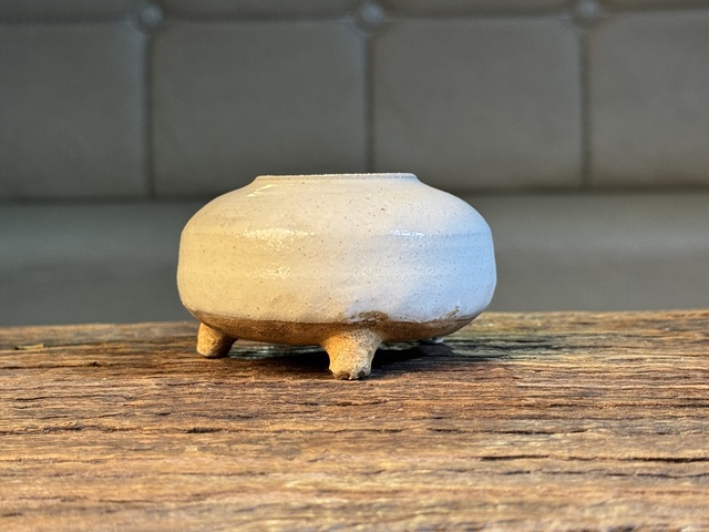 古玩陶瓷三足真品鑒賞圖