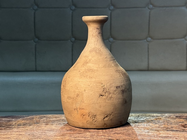 古玩陶瓷陶瓶拍賣(mài)，當(dāng)前價(jià)格158元