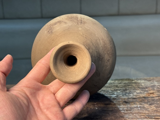 古玩陶瓷陶瓶拍賣(mài)，當(dāng)前價(jià)格158元