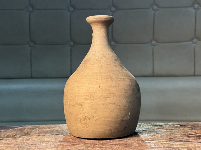 古玩陶瓷陶瓶拍賣(mài)，當(dāng)前價(jià)格158元