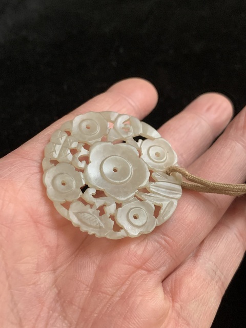 古玩玉器和田玉雕“花卉佩”真品鑒賞圖