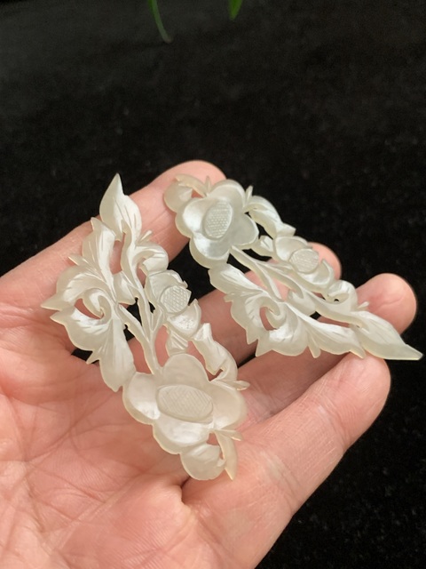 古玩玉器和田玉雕“花卉佩”真品鑒賞圖