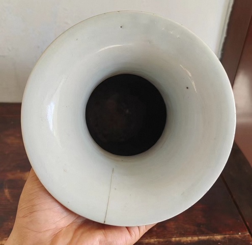 古玩陶瓷清中期纏枝花囍字紋青花撇口瓶拍賣，當前價格3500元