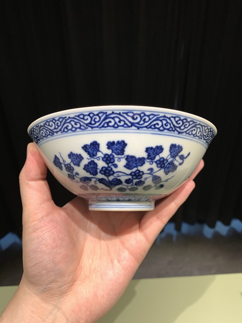古玩陶瓷青花三多紋宮式碗真品鑒賞圖