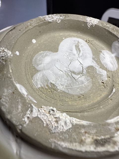 古玩陶瓷白釉盤真品鑒賞圖