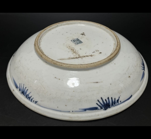 古玩陶瓷清代青花雙獅戲球紋盤真品鑒賞圖