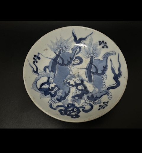 古玩陶瓷清代青花雙獅戲球紋盤真品鑒賞圖