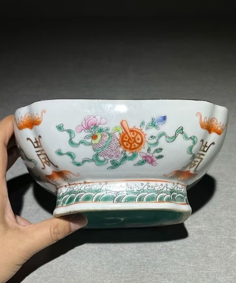 古玩陶瓷粉彩八寶紋供碗真品鑒賞圖