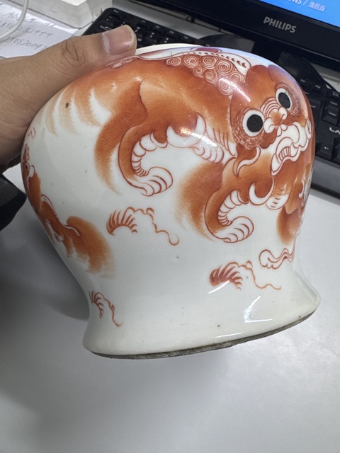 古玩陶瓷宣統太師少保礬紅將軍罐真品鑒賞圖