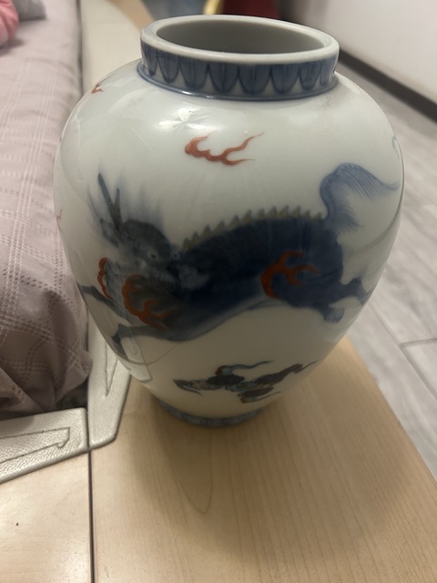 古玩陶瓷民國(guó) 青花礬紅瑞獸紋罐真品鑒賞圖