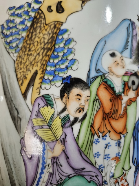 古玩陶瓷粉彩人物故事雙耳大瓶真品鑒賞圖