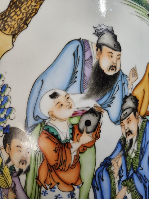 古玩陶瓷粉彩人物故事雙耳大瓶真品鑒賞圖