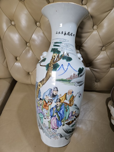 古玩陶瓷粉彩人物故事雙耳大瓶真品鑒賞圖