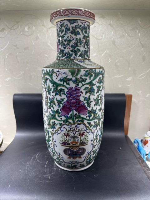 古玩陶瓷粉彩提籃花卉紋棒槌瓶真品鑒賞圖