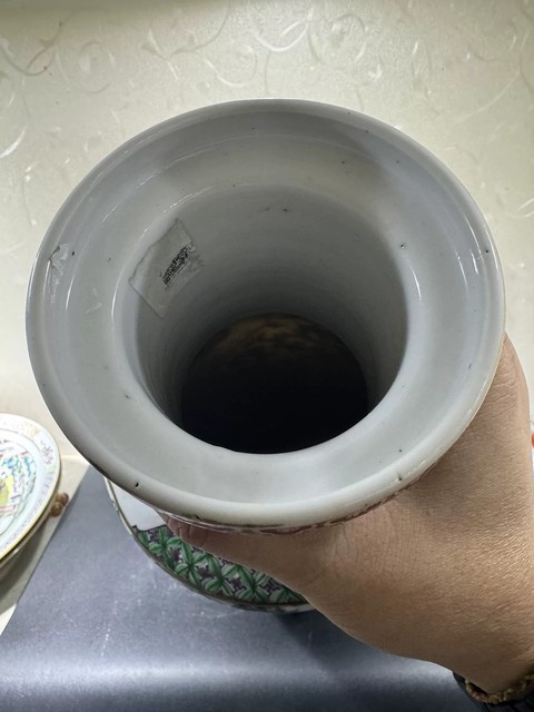 古玩陶瓷粉彩提籃花卉紋棒槌瓶真品鑒賞圖