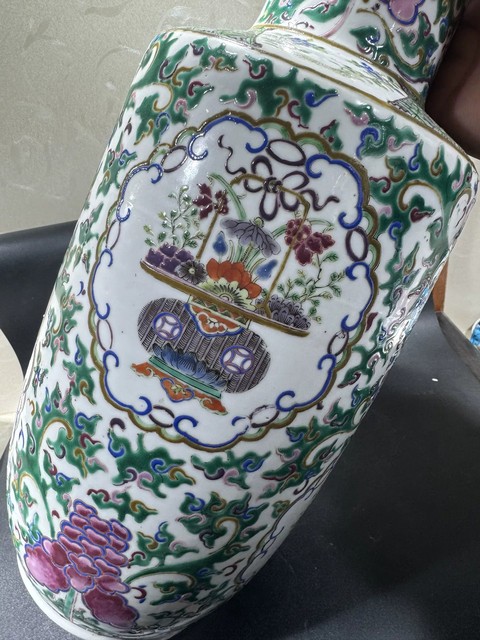 古玩陶瓷粉彩提籃花卉紋棒槌瓶真品鑒賞圖