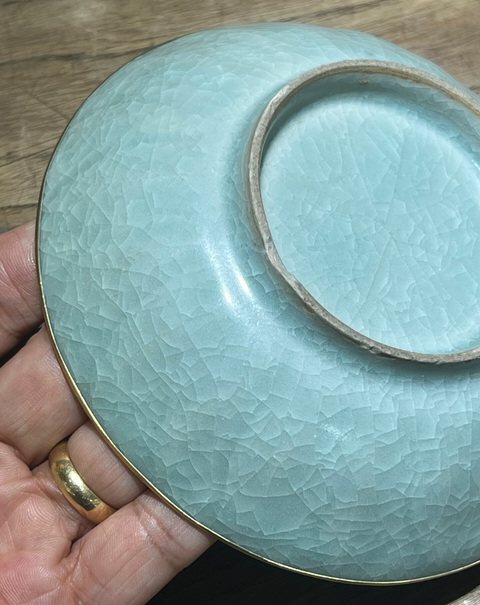 古玩陶瓷龍泉青瓷刻仰蓮紋洗真品鑒賞圖