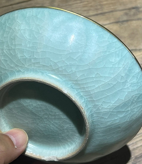 古玩陶瓷龍泉青瓷刻仰蓮紋洗真品鑒賞圖