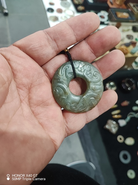 古玩玉器和田玉雕“螭龍紋璧”真品鑒賞圖