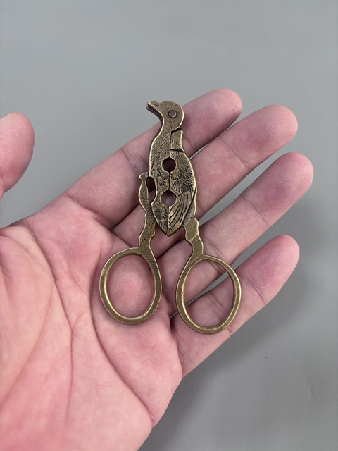 古玩銅器黃銅剪刀真品鑒賞圖