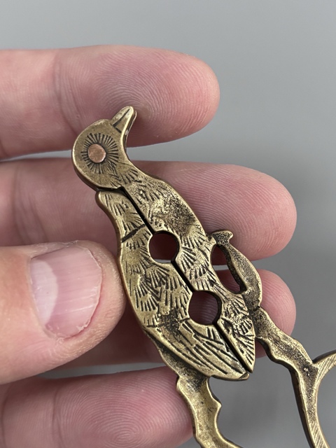 古玩銅器黃銅剪刀真品鑒賞圖