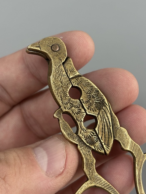 古玩銅器黃銅剪刀真品鑒賞圖