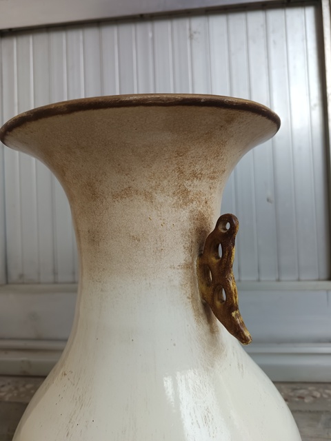 古玩陶瓷花鳥紋雙松葉耳撇口瓶拍賣，當前價格298元