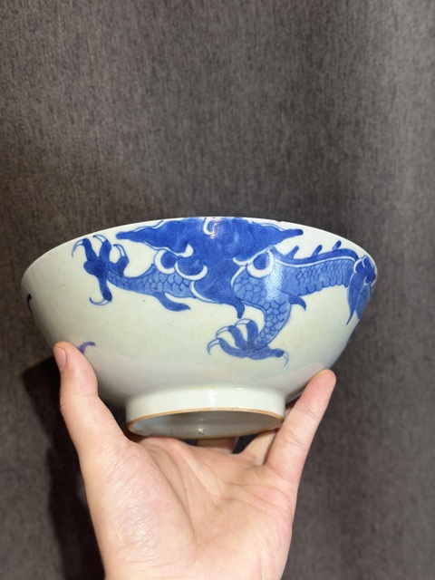 古玩陶瓷青花過墻龍紋碗［日本瓷］真品鑒賞圖