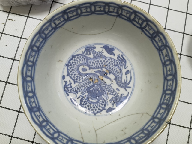 古玩陶瓷清代早期青花碗真品鑒賞圖