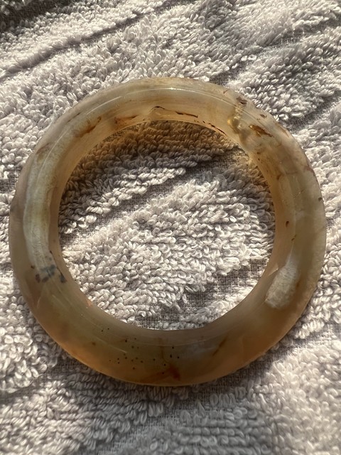 古玩玉器瑪瑙飛碟環(huán)真品鑒賞圖