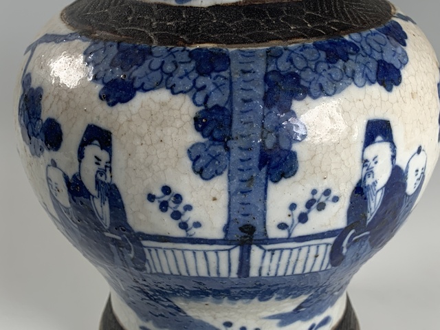 古玩陶瓷清晚期·哥釉青花人物紋將軍罐拍賣，當前價格0元