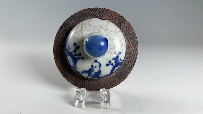 古玩陶瓷清晚期·哥釉青花人物紋將軍罐拍賣，當前價格0元