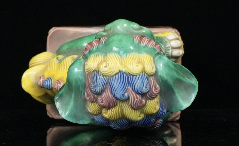 古玩陶瓷素三彩獅子瓷塑一對真品鑒賞圖