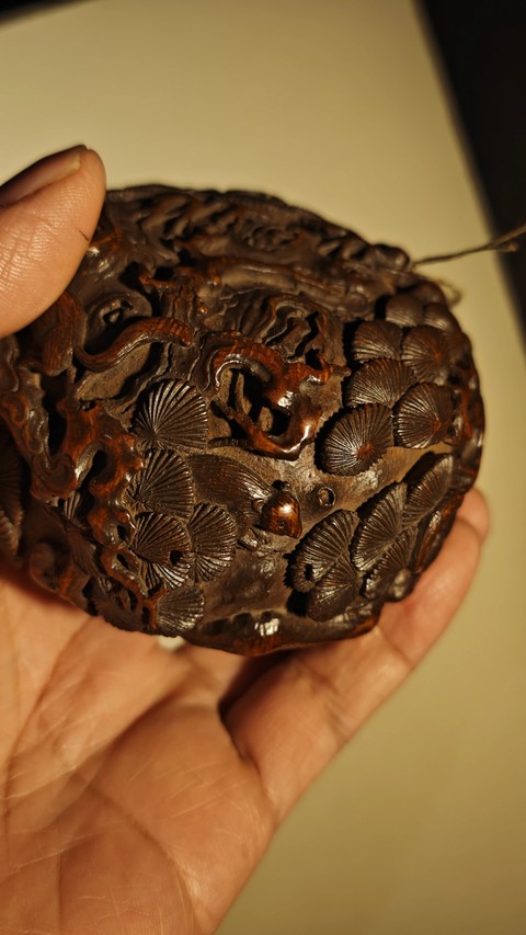 古玩雜項(xiàng)竹刻香盒真品鑒賞圖