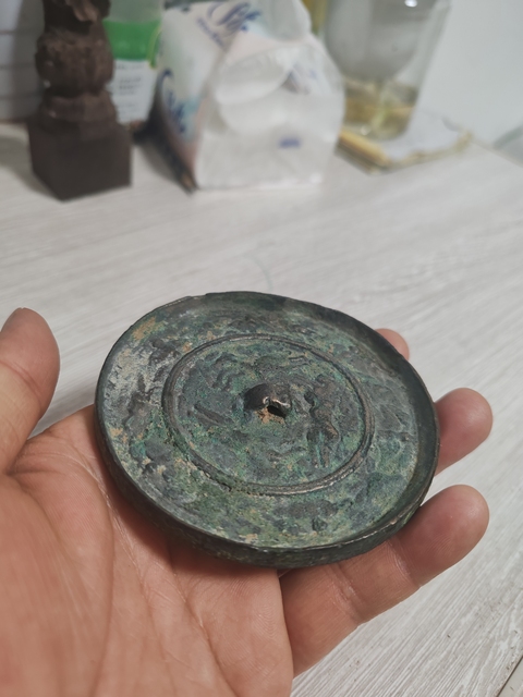 古玩銅器跑獸紋銅鏡真品鑒賞圖